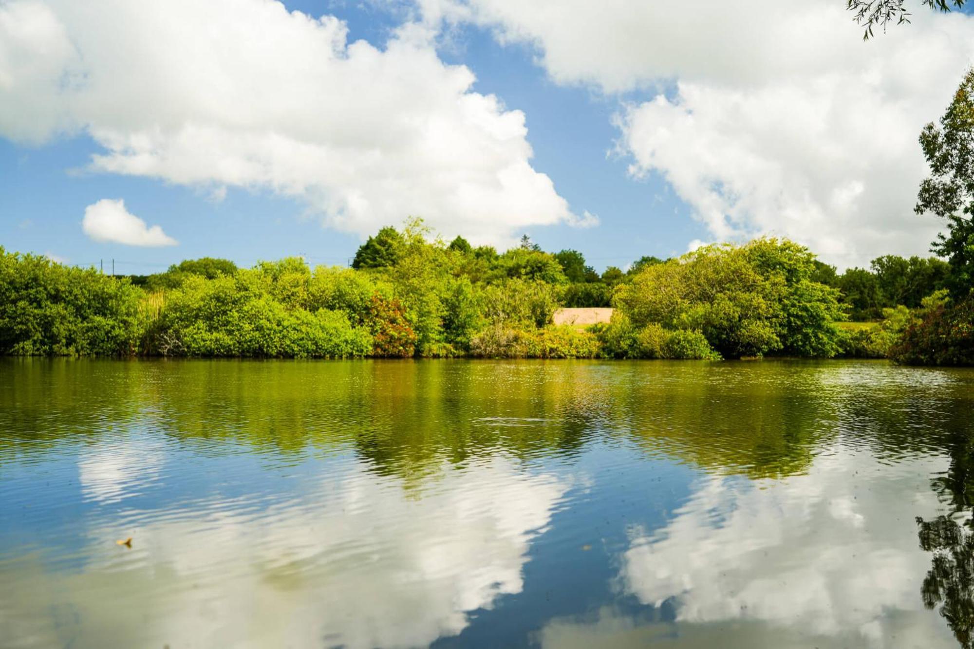 Lakeside Glamping Firecrest St Columb Major Exterior foto
